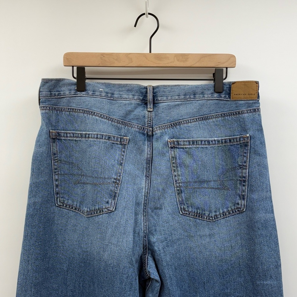 American Eagle Relaxed Skater Jeans High Rise Wide Leg Medium Wash Denim 16 - Picture 7 of 10